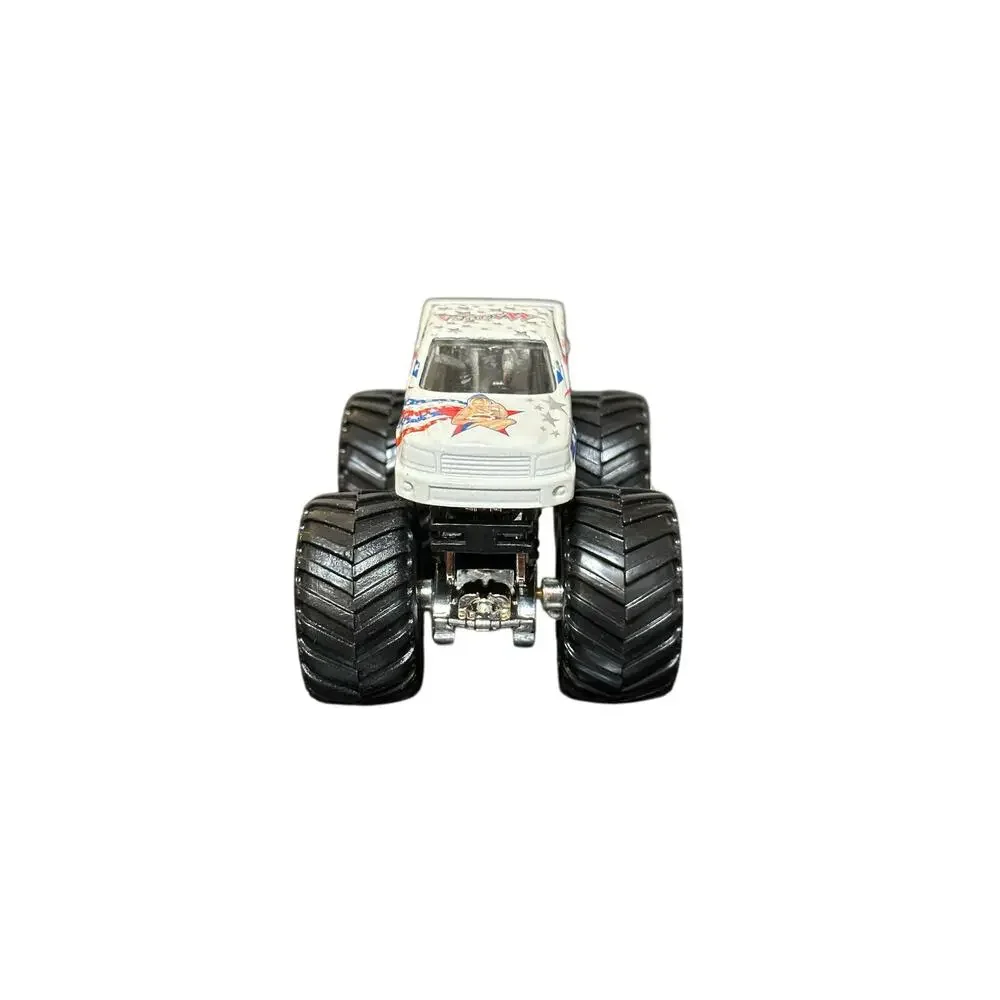 Hot Wheels Monster Jam Madusa 2 Time Champion Truck
